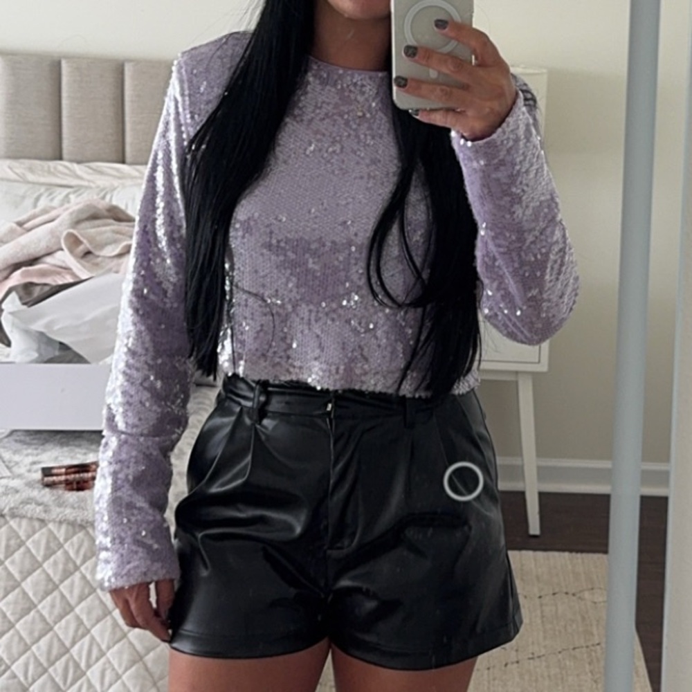 Purple long sleeve sequence boutique top size small